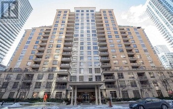 Building Photo - 207-123 EGLINTON Ave