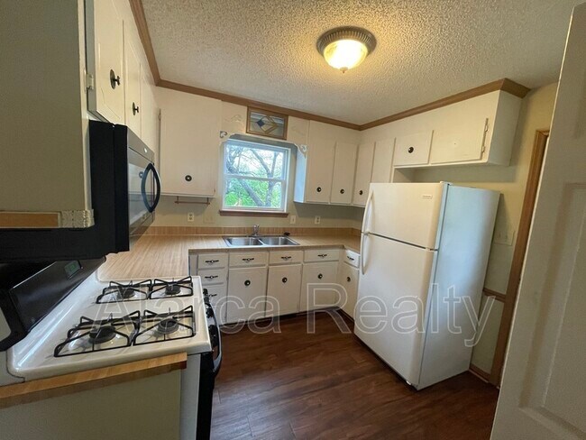 Building Photo - 11241 Kingfisher Dr