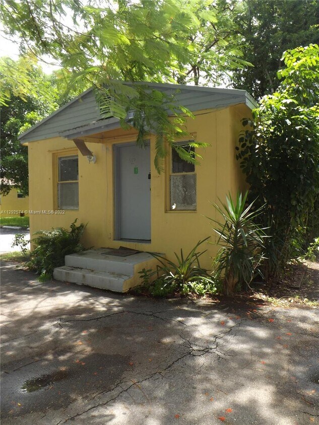 517 NE 83rd St, El Portal, FL 33138 House Rental in El Portal, FL