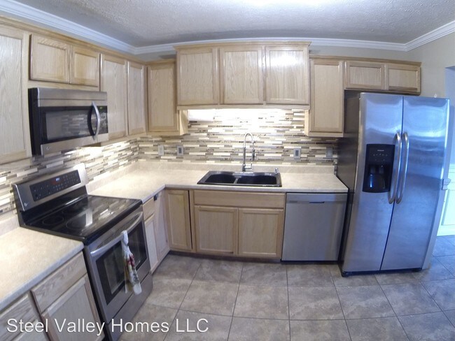 Building Photo - 4620 Rush Cir