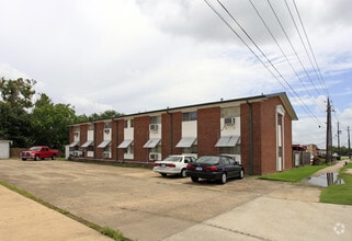 Building Photo - Cottage Grove Apartments of Pearland
