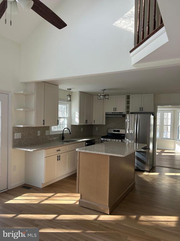 Foto del edificio - 2703 Deer Ridge Dr