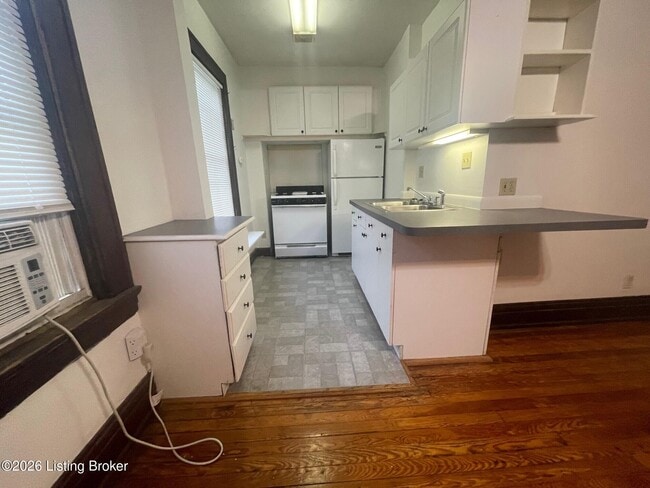 Building Photo - 1401 E Breckinridge St