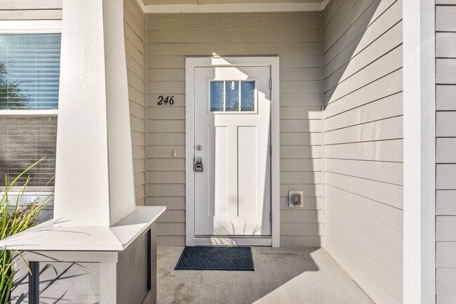 Building Photo - 246 N Sand Palm Rd