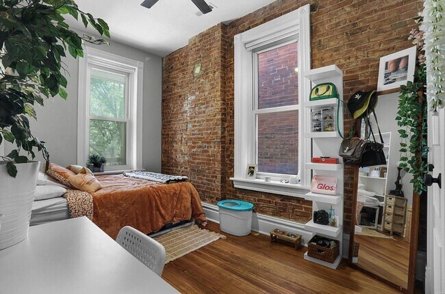 Foto del edificio - 3326 California Ave