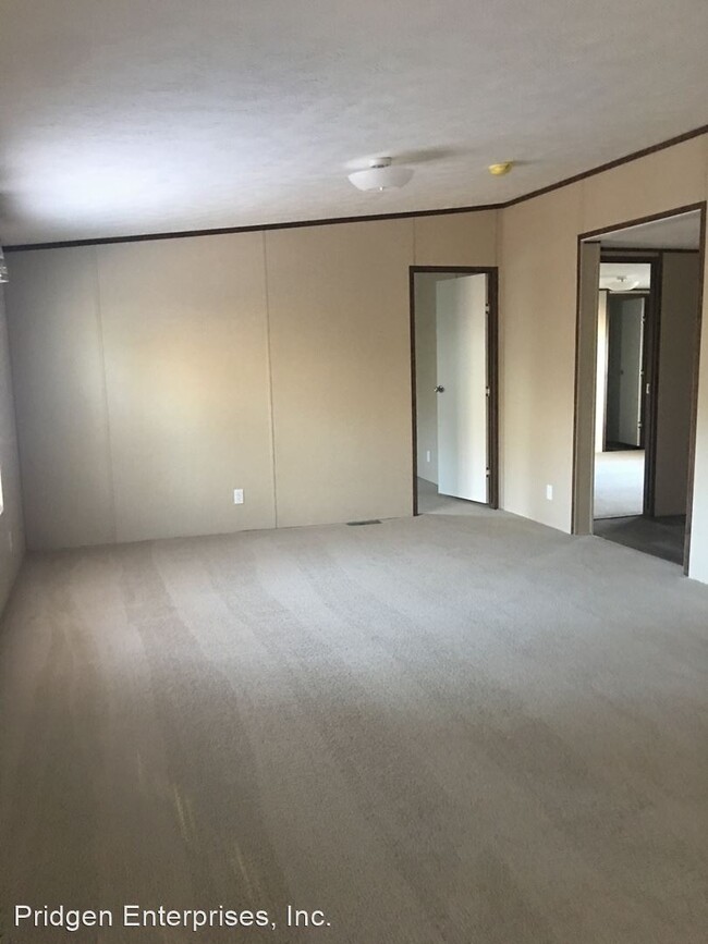 Building Photo - 4 br, 2 bath House - 114 Valley Road