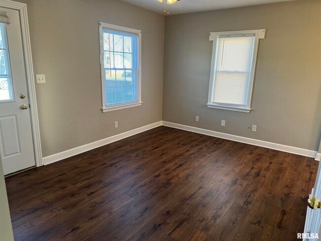 Building Photo - 3637 Johnson Ave