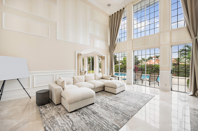 Foto del edificio - 21273 Harrow Ct