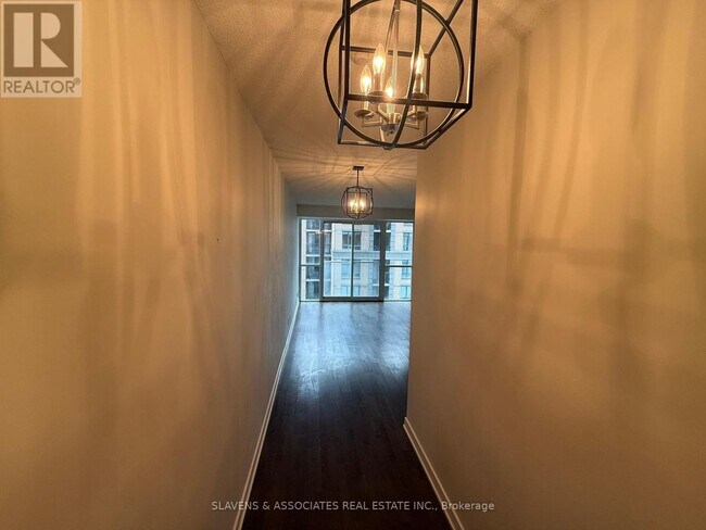 Photo du bâtiment - 126-1126 Simcoe St