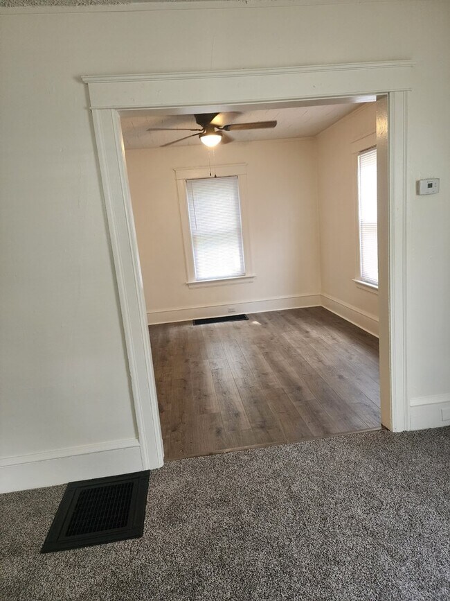 Building Photo - 963 McKinley Pl
