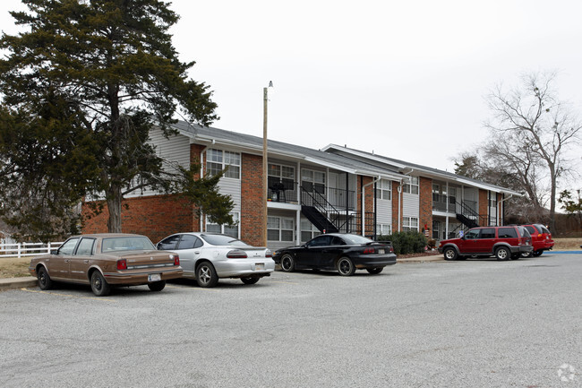 Foto del edificio - Cedar Creek Apartments