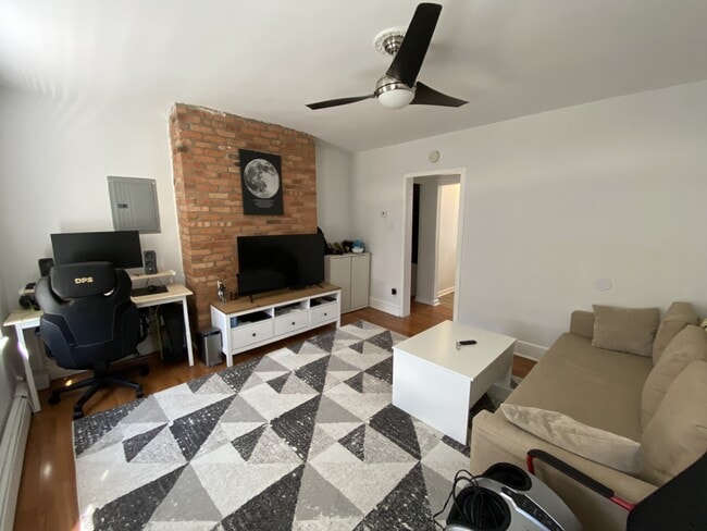 Building Photo - 26 Elizabeth St