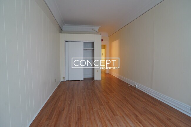 Building Photo - 62 Boylston St