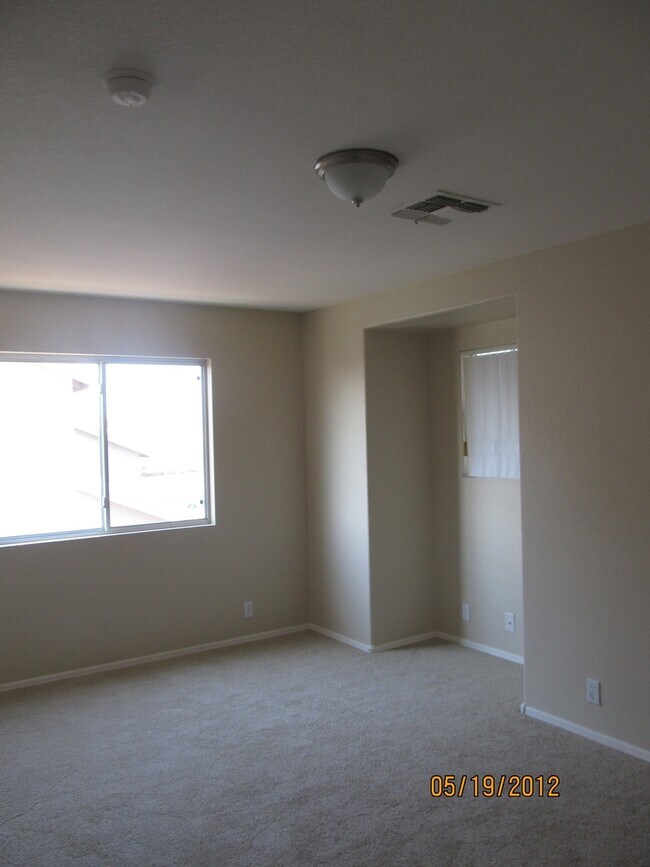 Foto del edificio - East Mesa 5 bedroom / 3 bath home COMING S...