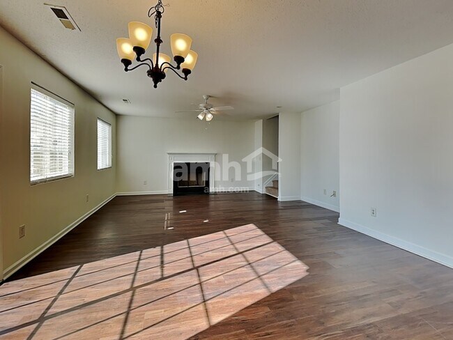 Building Photo - 1066 Bridgend Drive