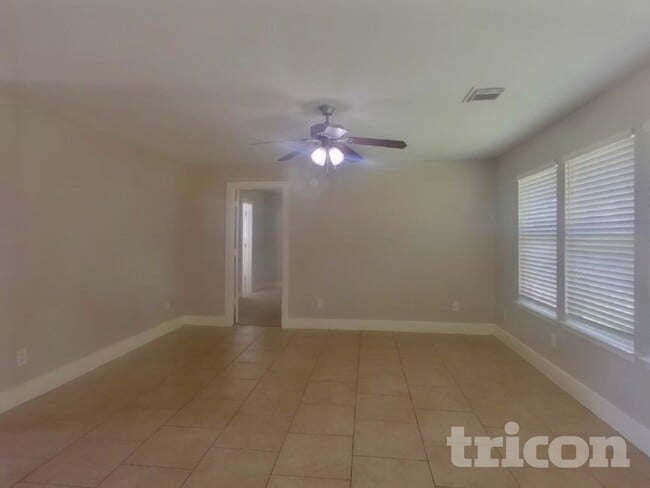 Building Photo - 17023 Morning Star Ave