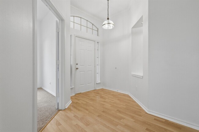 Foto del edificio - 19319 Arbor Pines Ln
