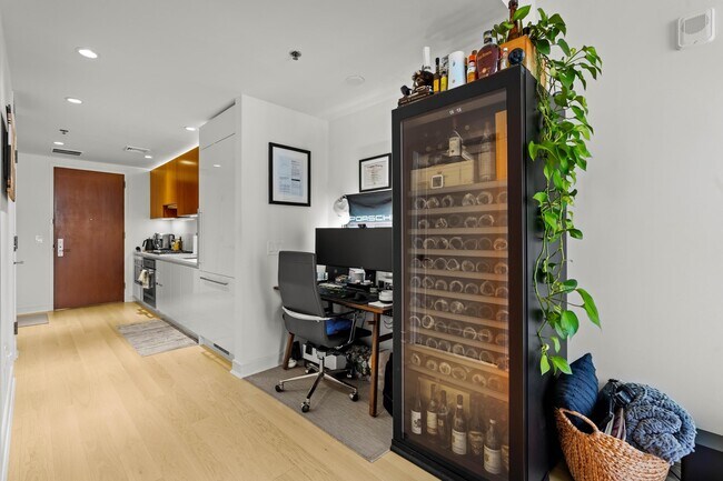 Foto del edificio - 1000 Maxwell Ln