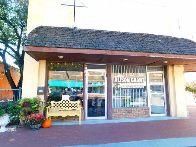 Building Photo - 140 W Main Street Commercial