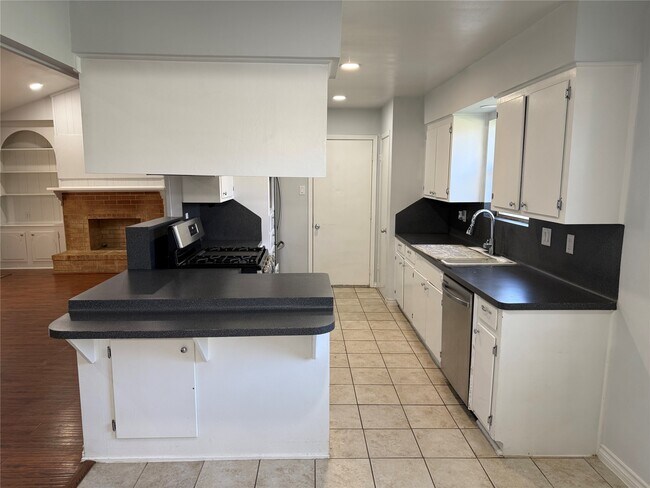 Foto del edificio - 1014 Robinson St