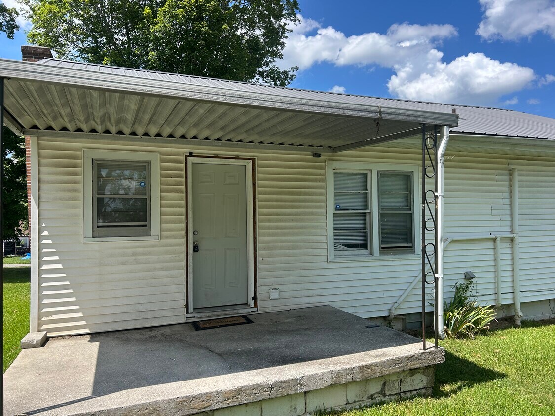 Foto principal - 400 Murray Rd NW