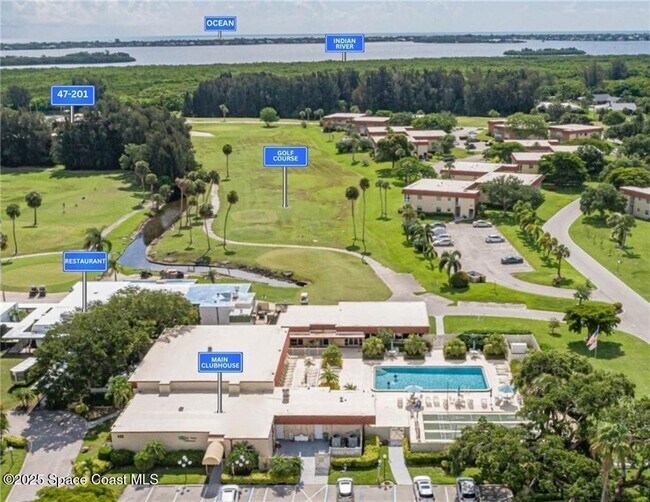 Foto del edificio - 47 Woodland Dr
