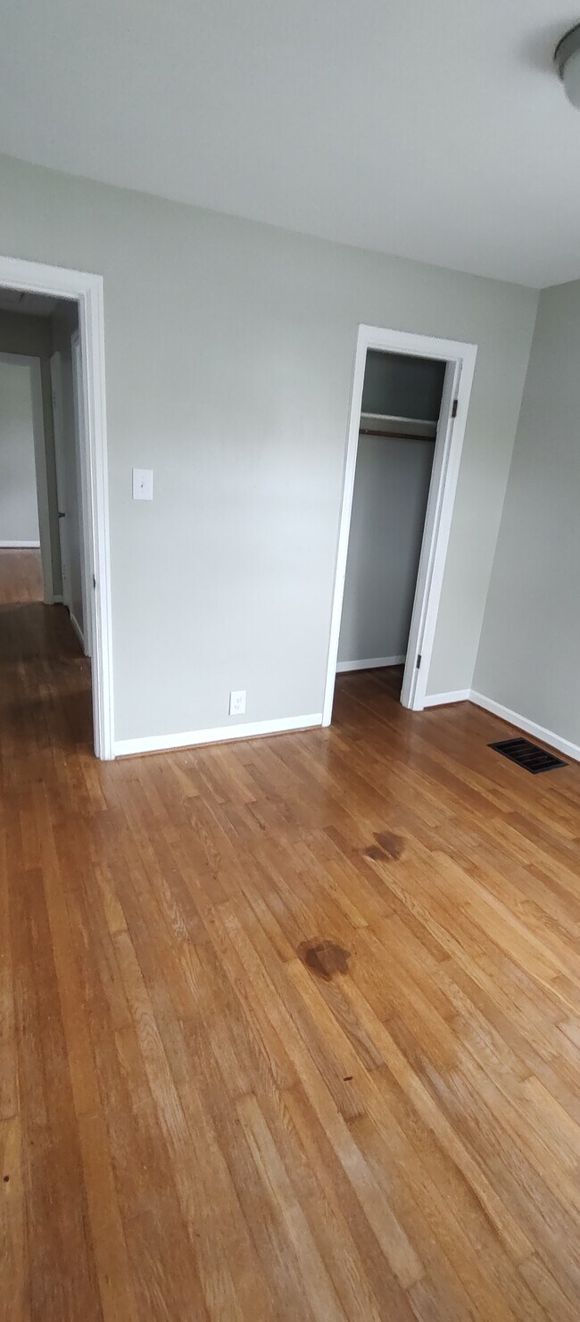 Foto del edificio - 54 Horseshoe Dr