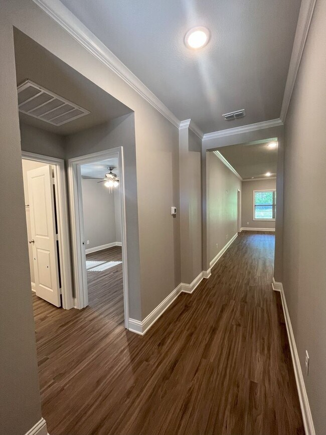 Foto del edificio - Country Heights #502