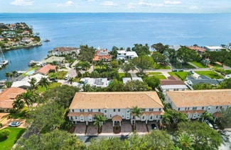 Building Photo - 4625 Overlook Dr NE