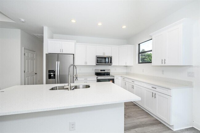 Foto del edificio - 3304 Glencove St
