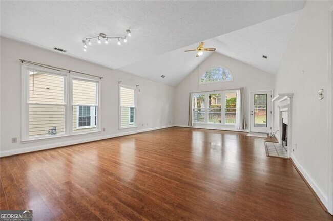 Foto del edificio - 7536 Stonebridge Bay Ct