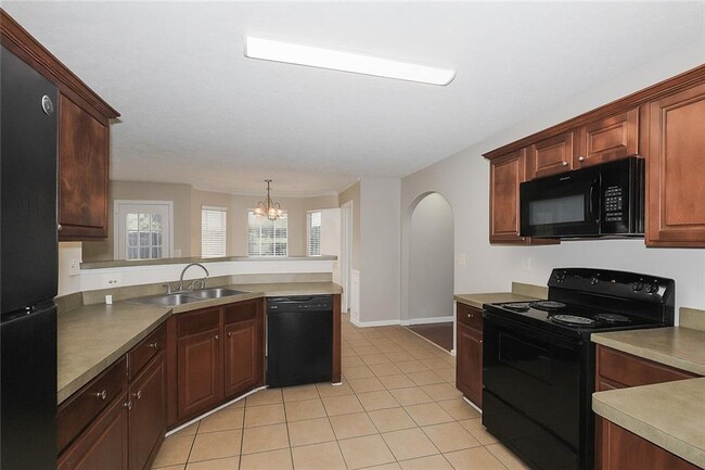 Building Photo - 655 Belle Grove Dr