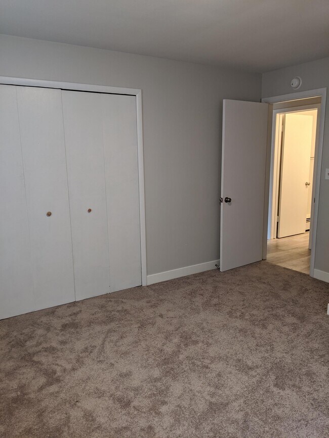 8040 S Westnedge Ave, Portage, MI 49002 Townhome Rentals in Portage