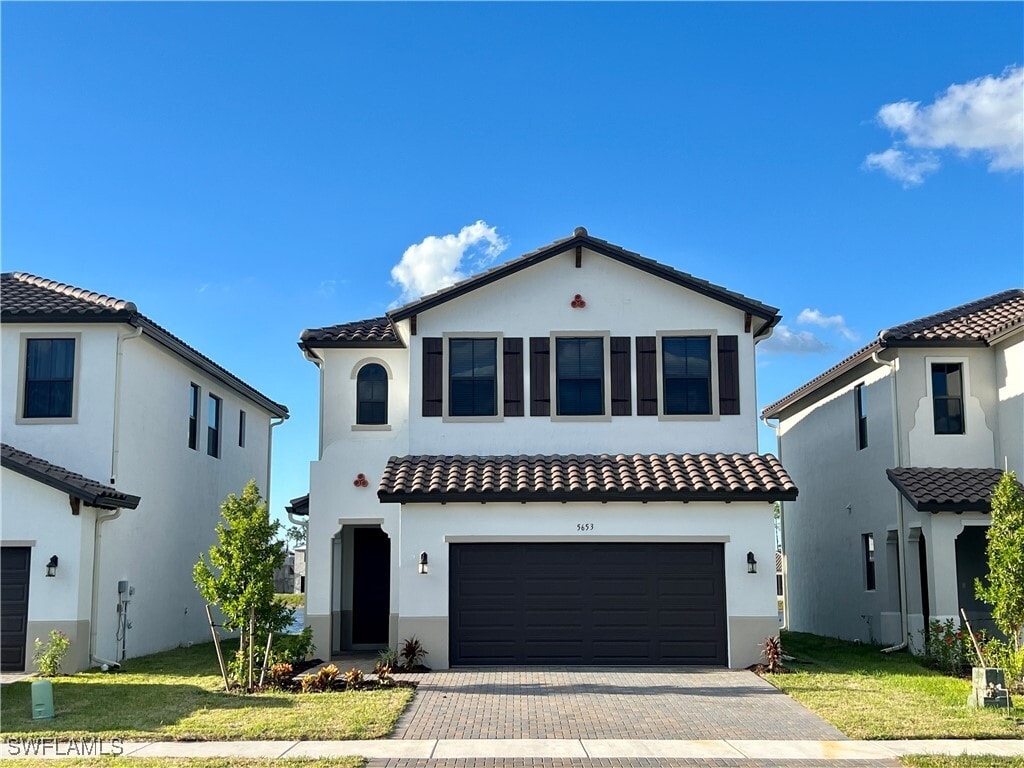 Foto principal - 5653 Cerva Ln