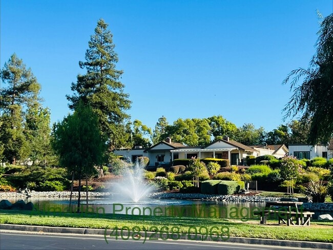 Building Photo - 6082 Montgomery Ct