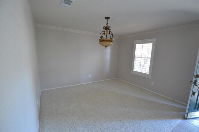 Foto del edificio - 5804 Meadows Way