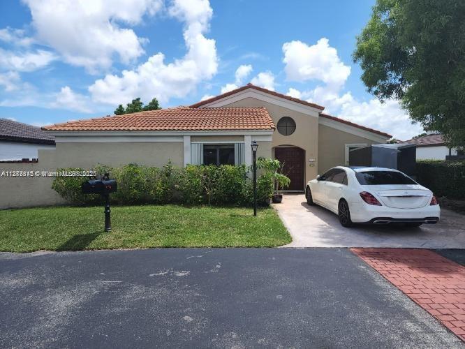 Foto principal - 559 SW 88th Pl E