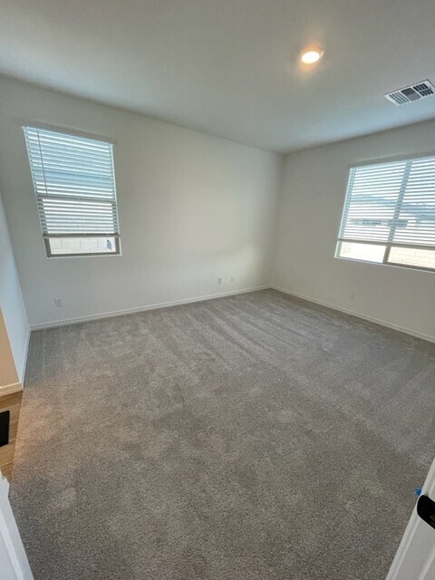 Foto del edificio - 35912 W Santa Monica Ave