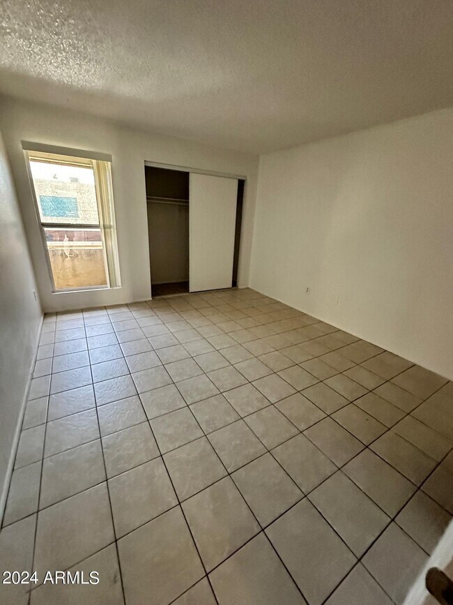 Building Photo - 2688 S 43rd Ave