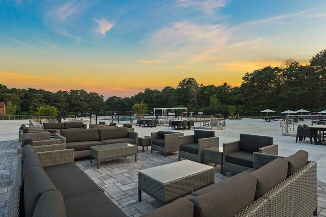 Building Photo - Renaissance Villas 55+