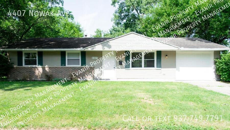 Primary Photo - 4407 Nowak Ave