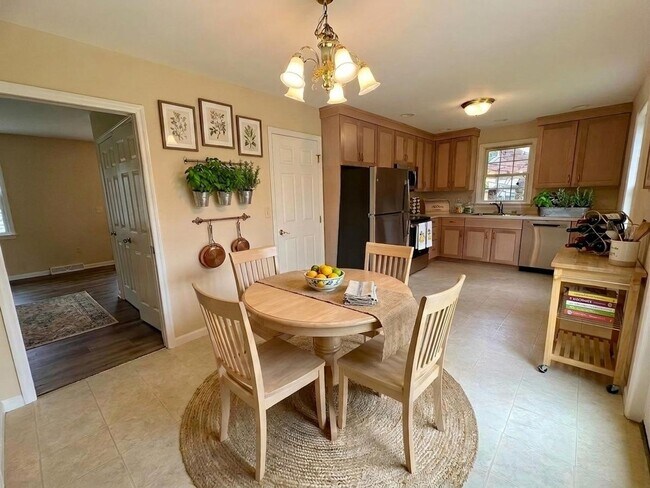Foto del edificio - 3 Bedroom 2.5 Bathroom Home Available in Elizabethtown!