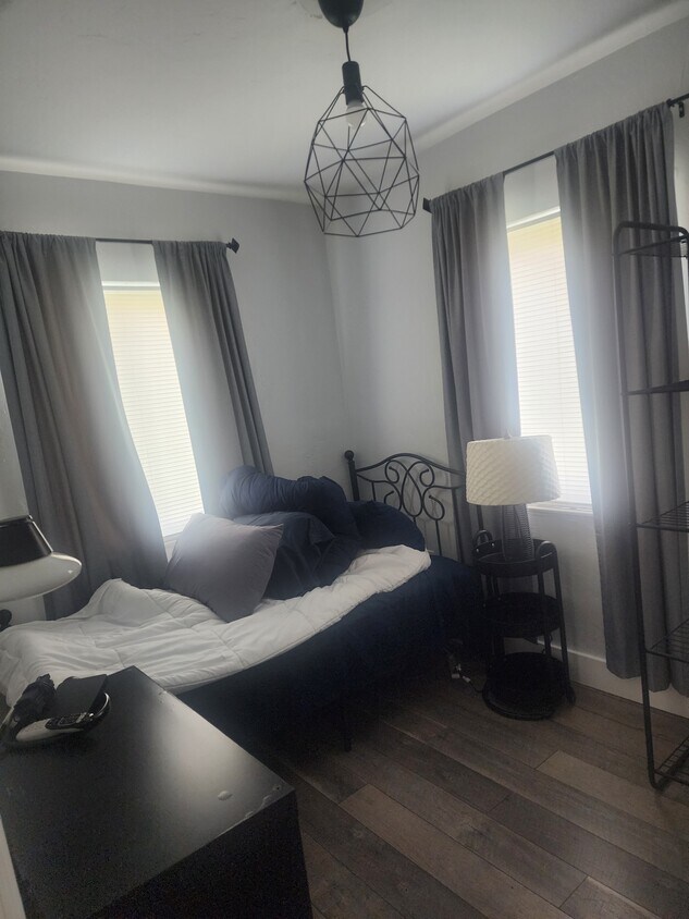 Furnished Room - 2901 NW 157th St
