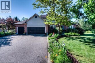 Building Photo - 25 Idle Ridge Ct