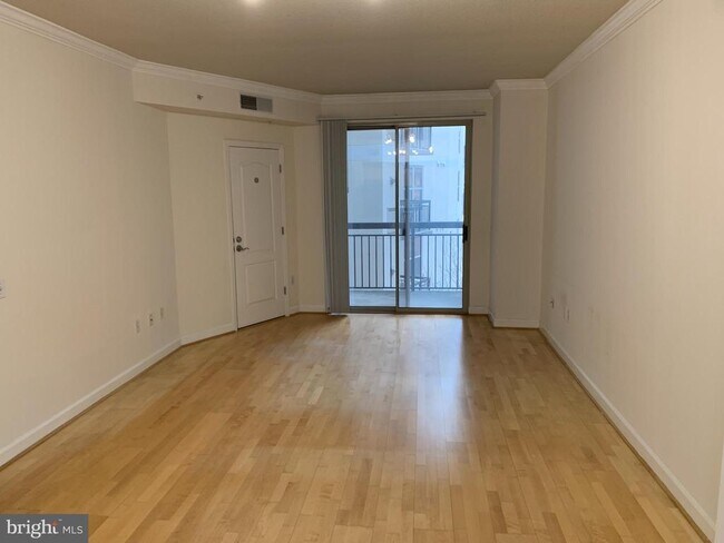 Foto del edificio - 1441 Rhode Island Ave NW