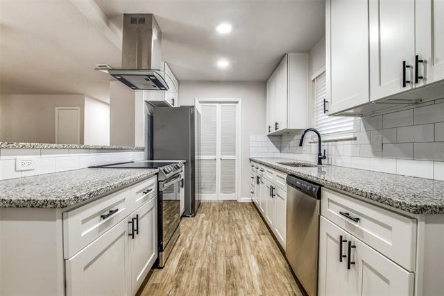 Building Photo - 10547 Castlerock Dr