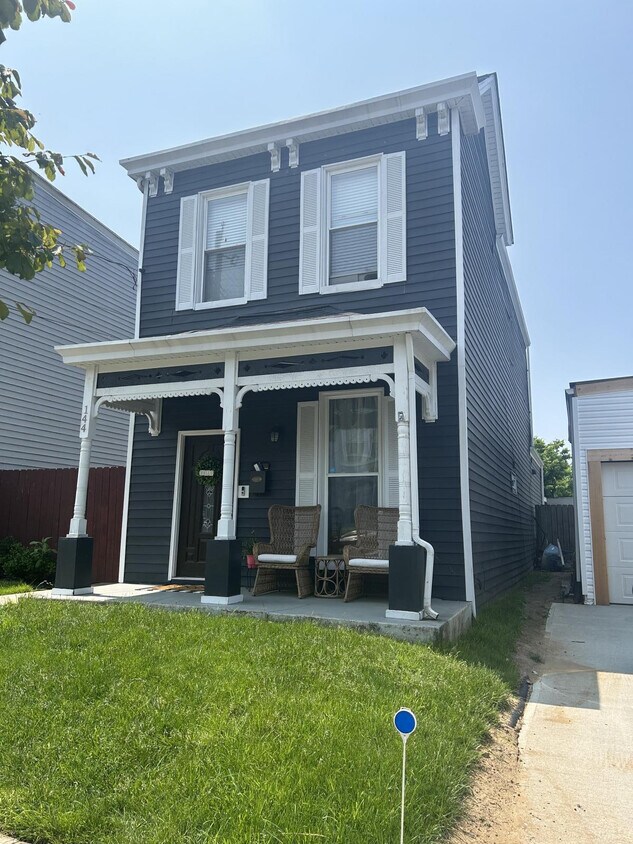 Primary Photo - 144 Van Voast Ave