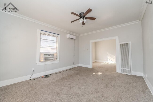 Foto del edificio - 603 E 4th St