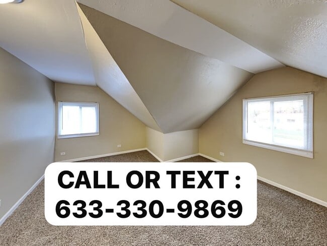 Building Photo - 711 E Le Moyne Ave