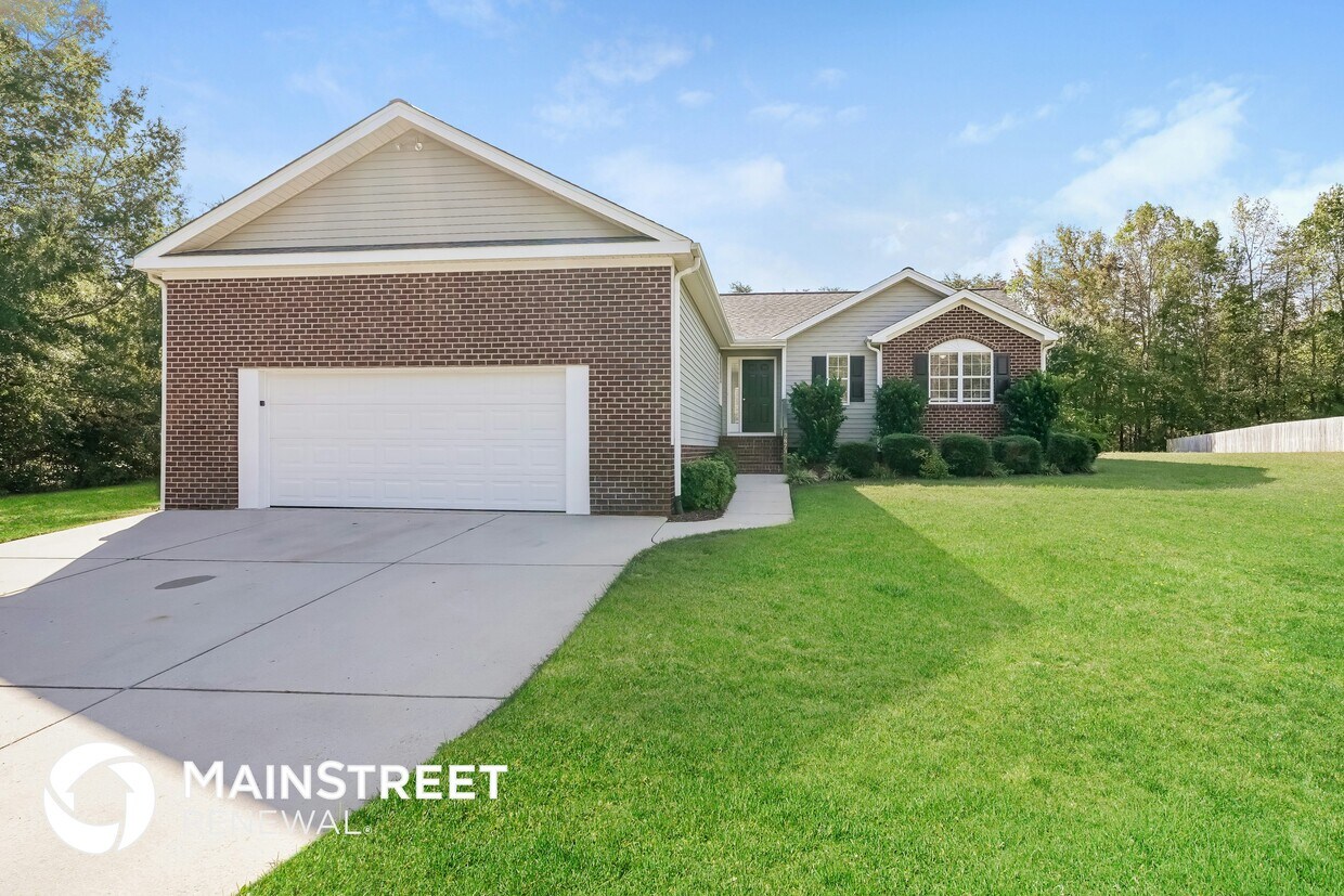 Foto principal - 7873 Springdale Meadow Dr